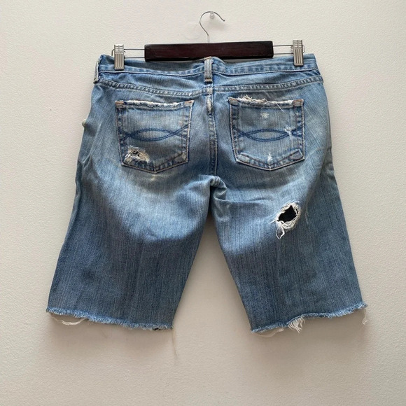 ABERCROMBIE & FITCH - Denim Cutoff Jorts - Picture 5 of 5